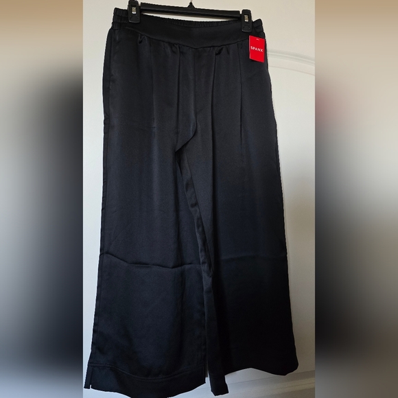 Spanx Satin Cropped Wide Leg Pants Size Medium - Picture 4 of 5